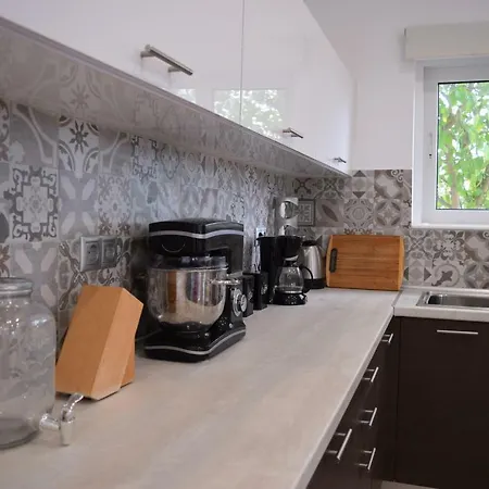Private Olive Bungalow