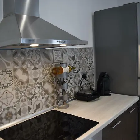 펜션 Private Olive Bungalow 파스티다