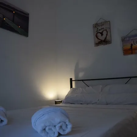 펜션 Private Olive Bungalow 파스티다